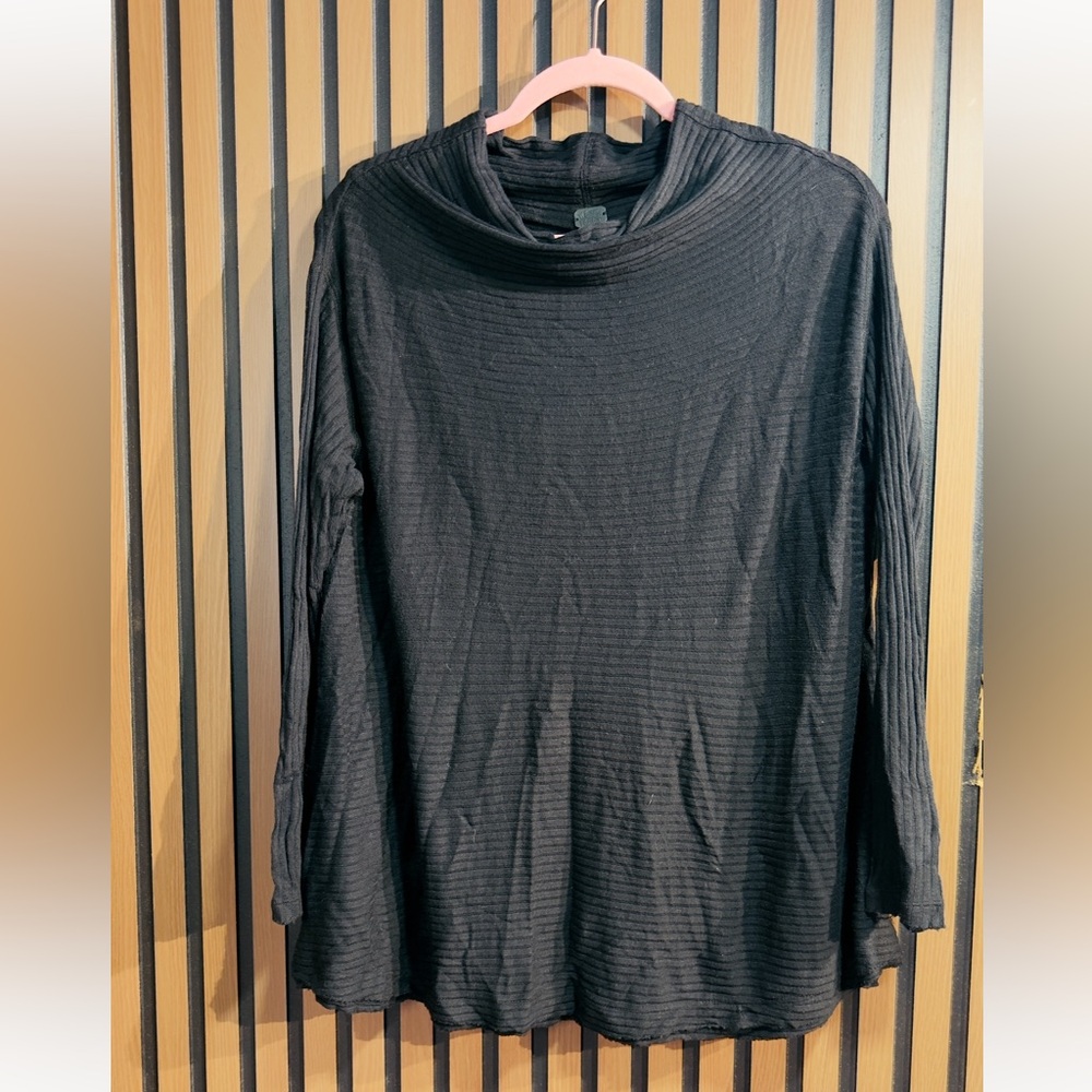 Free People- We The Free Black Cowl Neck‎ Sweater Sz XS